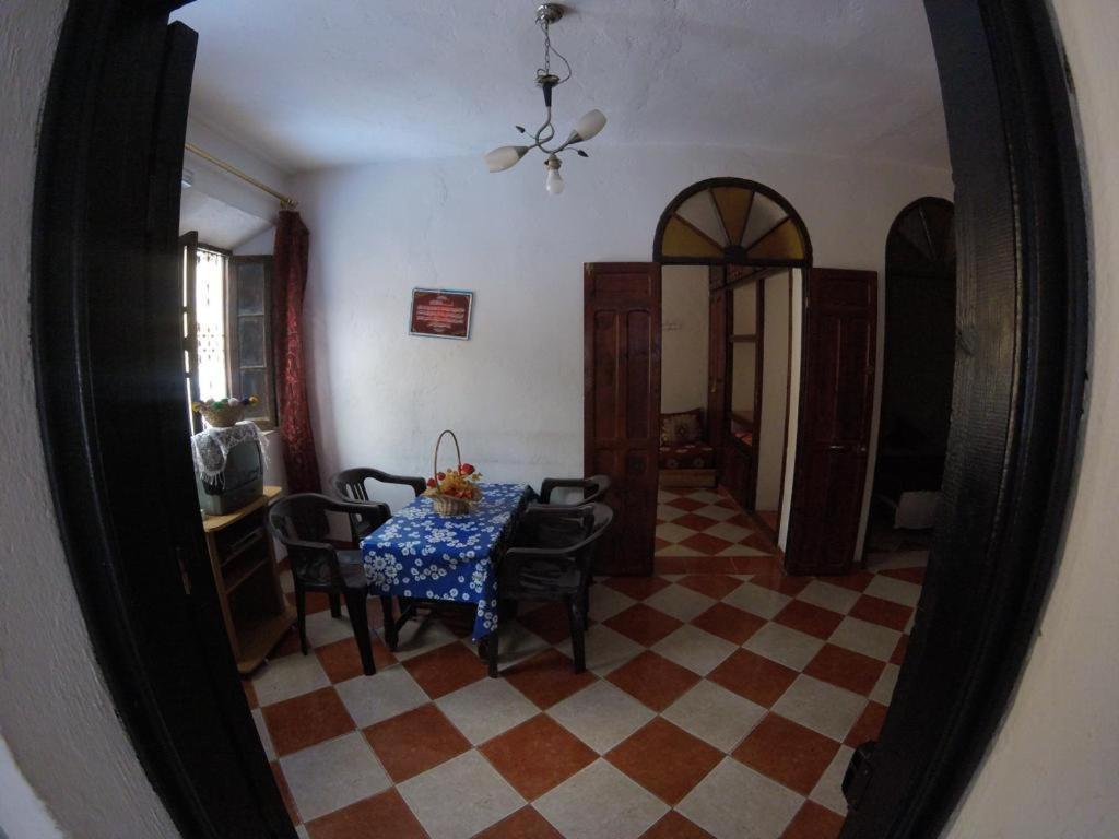 Private Apartment Near To The Medina Chefchaouen Esterno foto